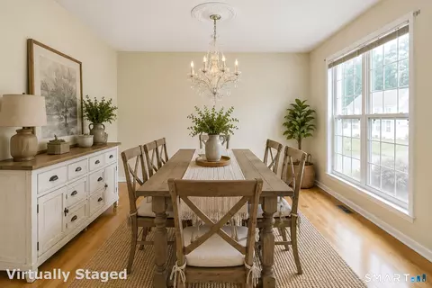 Dining - 29 Commodore Hull Dr, Derby, CT 06418 photo 1 of 2