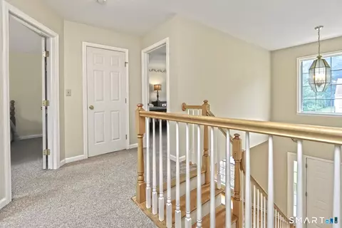 Entry Way - 29 Commodore Hull Dr, Derby, CT 06418 photo 5 of 6