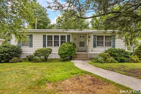 8 Redstone St, Southington, CT 06489
