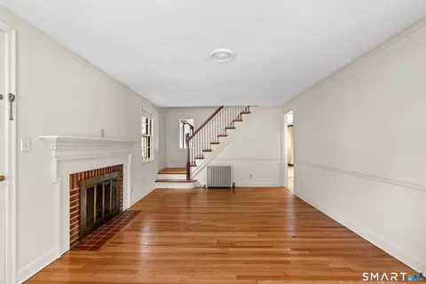Living - 61 Chamberlain Rd, Wethersfield, CT 06109 photo 1 of 9