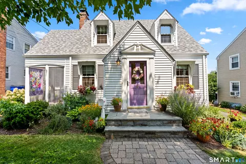 Exterior - 61 Chamberlain Rd, Wethersfield, CT 06109 photo 2 of 9