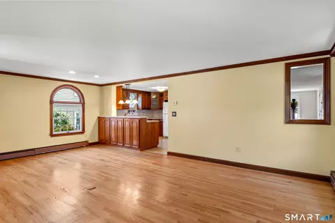 Living - 61 Chamberlain Rd, Wethersfield, CT 06109 photo 8 of 9
