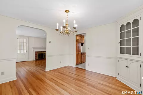 Dining - 61 Chamberlain Rd, Wethersfield, CT 06109 photo 2 of 3