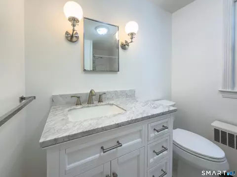 Bath - 19 Armory St, Hamden, CT 06517 photo 1 of 3