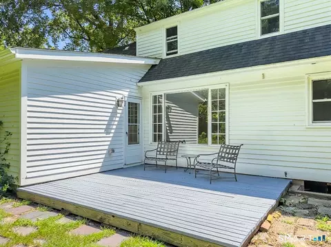 Exterior - 19 Armory St, Hamden, CT 06517 photo 6 of 6