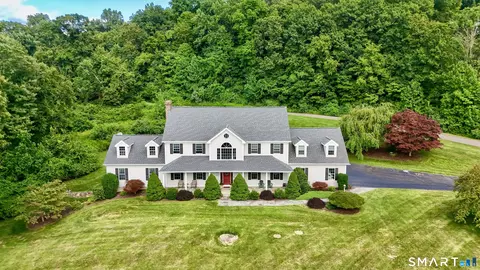 671 Jacob Rd, Southbury, CT 06488