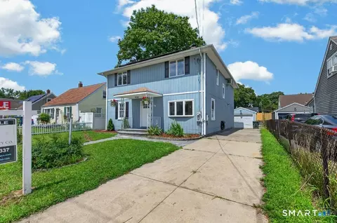 214 Burnsford Ave, Bridgeport, CT 06606