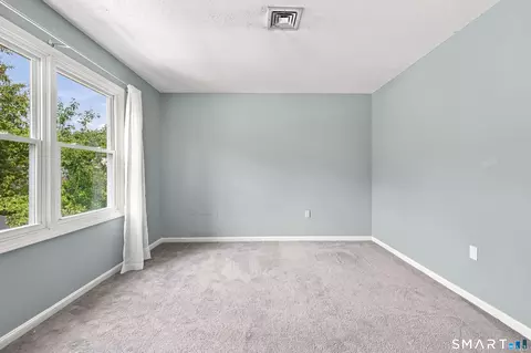 Bedroom - 16 Braintree Ct #16, Suffield, CT 06078 photo 6 of 8
