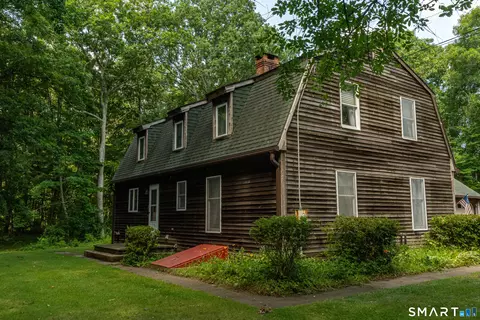 Exterior - 447 Pumpkin Hill Rd, Ledyard, CT 06339 photo 2 of 5