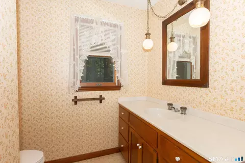 Bath - 447 Pumpkin Hill Rd, Ledyard, CT 06339 photo 1 of 4