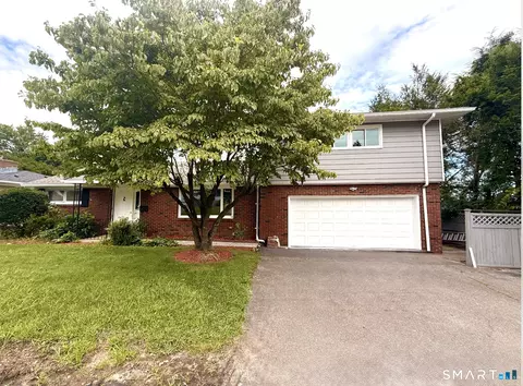 81 Esther Ave, Waterbury, CT 06708