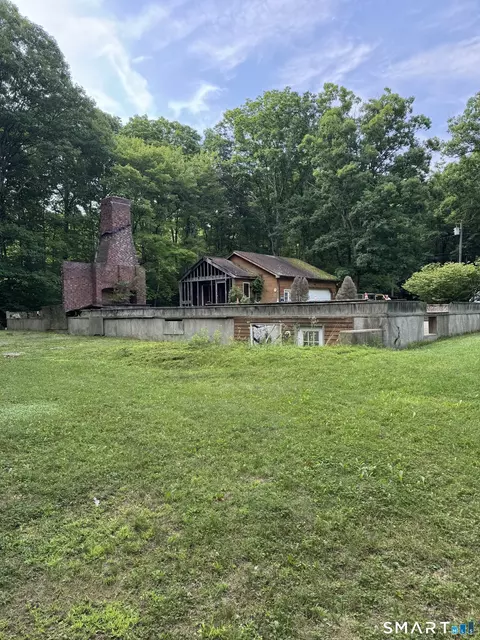 106 Lambert Rd, Sharon, CT 06069 photo 3