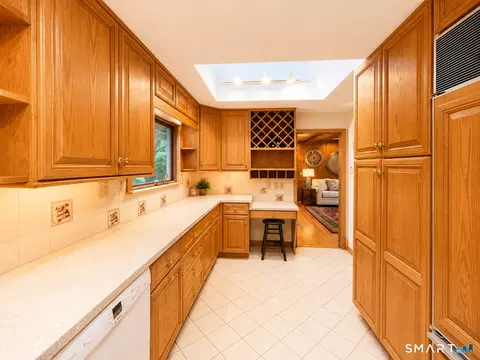 Kitchen - 14 Indian Trl, Brookfield, CT 06804 photo 1 of 2