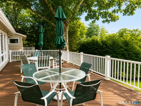 Exterior - 14 Indian Trl, Brookfield, CT 06804 photo 9 of 10