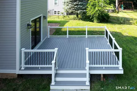 Exterior - 70 Apple Hl, Wethersfield, CT 06109 photo 6 of 7