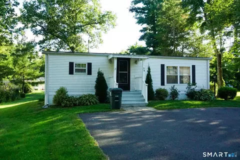 34 Red Oak Dr, Southington, CT 06489