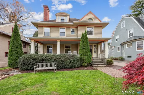 135 Elizabeth St, Hartford, CT 06105