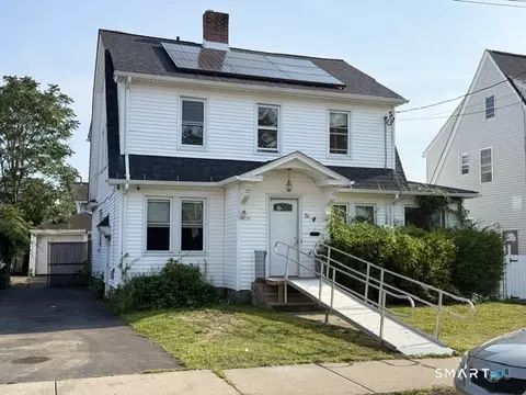 76 Waverly Pl, Bridgeport, CT 06610
