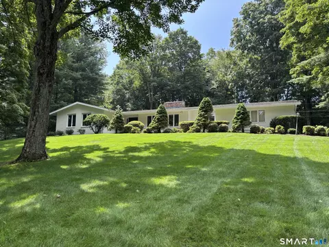 23 Pequot Trl, Westport, CT 06880