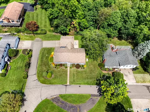 View/Area - 78 Arrowhead Rd, Brookfield, CT 06804 photo 2 of 7