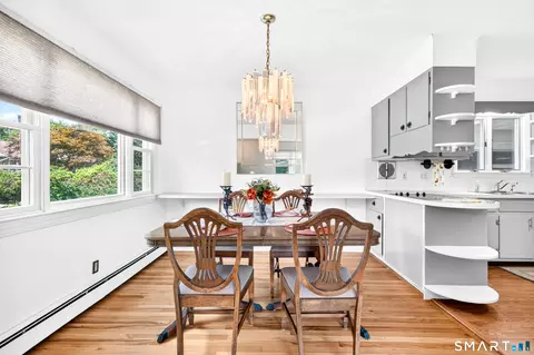 Dining - 78 Arrowhead Rd, Brookfield, CT 06804 photo 1 of 2