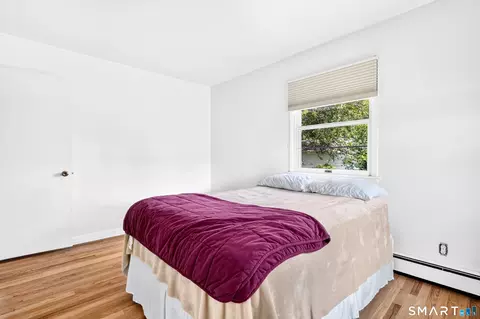 Bedroom - 78 Arrowhead Rd, Brookfield, CT 06804 photo 2 of 4