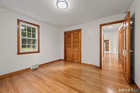Bedroom - 37 Pilgrim Dr, Windsor, CT 06095 photo 8 of 13