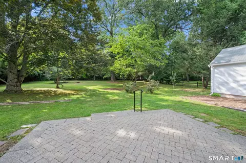 Exterior - 37 Pilgrim Dr, Windsor, CT 06095 photo 8 of 8