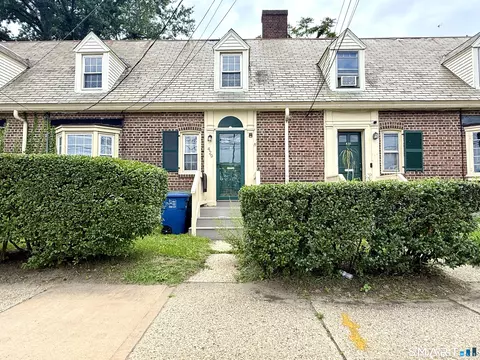 429 Iranistan Ave, Bridgeport, CT 06604