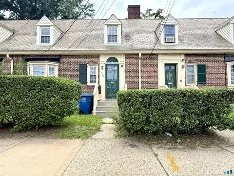 429 Iranistan Ave, Bridgeport, CT 06604