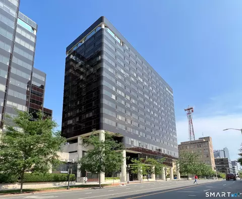 127 Greyrock Pl #506, Stamford, CT 06901