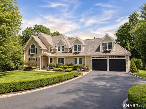 40 Purtill St, Glastonbury, CT 06073