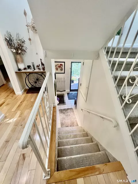 Entry Way - 427 Trailsend Dr, Torrington, CT 06790 photo 5 of 6