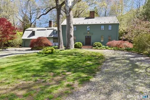 24 Coleman Rd, Glastonbury, CT 06033