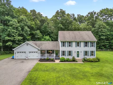 58 Hi Lea Farm Rd, Colchester, CT 06415