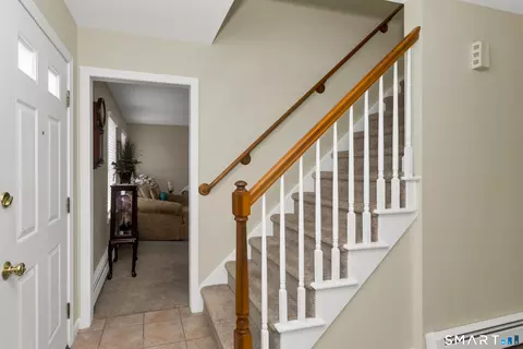 Entry Way - 31 Broadleaf Cir, Suffield, CT 06093 photo 1 of 1