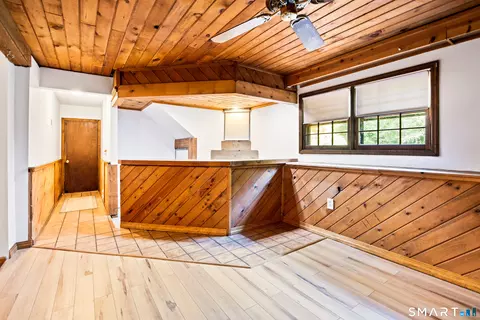 Living - 44 Juggernaut Rd, Prospect, CT 06712 photo 7 of 7