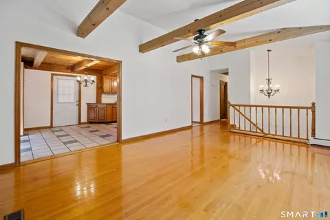 Living - 44 Juggernaut Rd, Prospect, CT 06712 photo 5 of 7