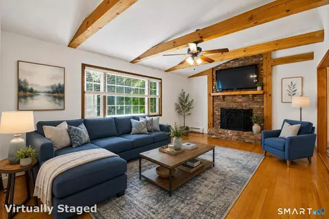 Living - 44 Juggernaut Rd, Prospect, CT 06712 photo 2 of 7
