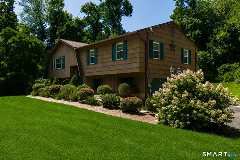 Exterior - 44 Juggernaut Rd, Prospect, CT 06712 photo 2 of 8