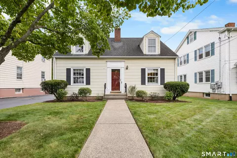 57 Fennbrook Rd, West Hartford, CT 06119