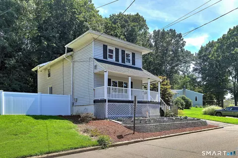 312 Old Point Rd, Milford, CT 06460