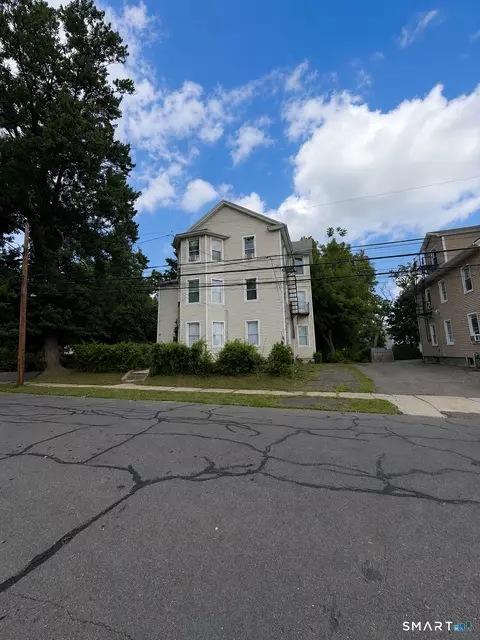 78 Rhodes St, New Britain, CT 06051