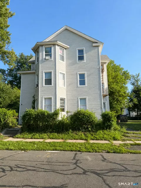 78 Rhodes St, New Britain, CT 06051