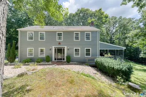 15 Michele Dr, Portland, CT 06480