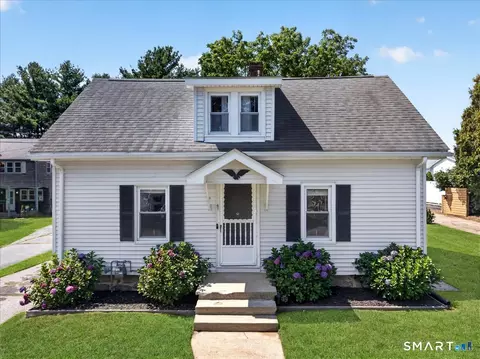 47 Myrock Ave, Waterford, CT 06385
