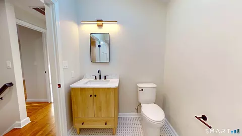 Bath - 12 Werf Dr, Redding, CT 06896 photo 8 of 8