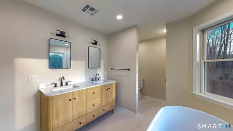 Bath - 12 Werf Dr, Redding, CT 06896 photo 1 of 8
