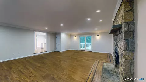 Living - 12 Werf Dr, Redding, CT 06896 photo 3 of 4