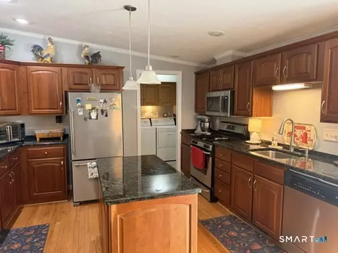 Kitchen - 24 Cliff Rd, Ledyard, CT 06339 photo 1 of 3